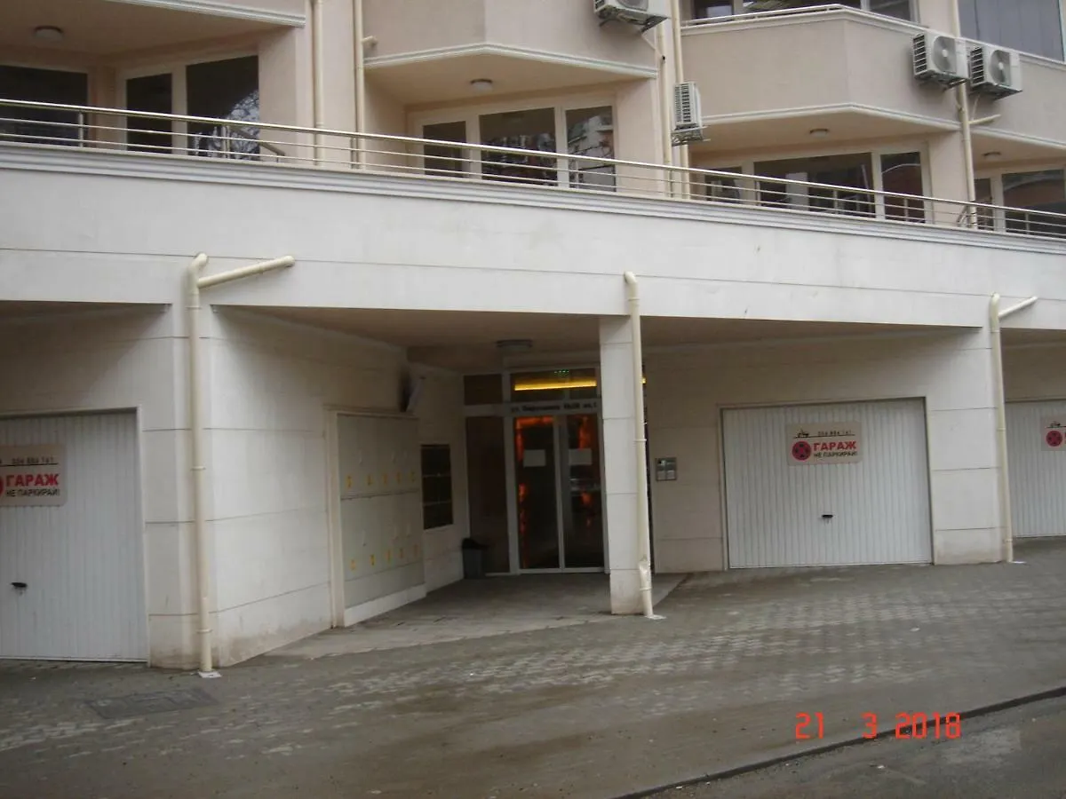 Apartment Deni Burgaz 0*,