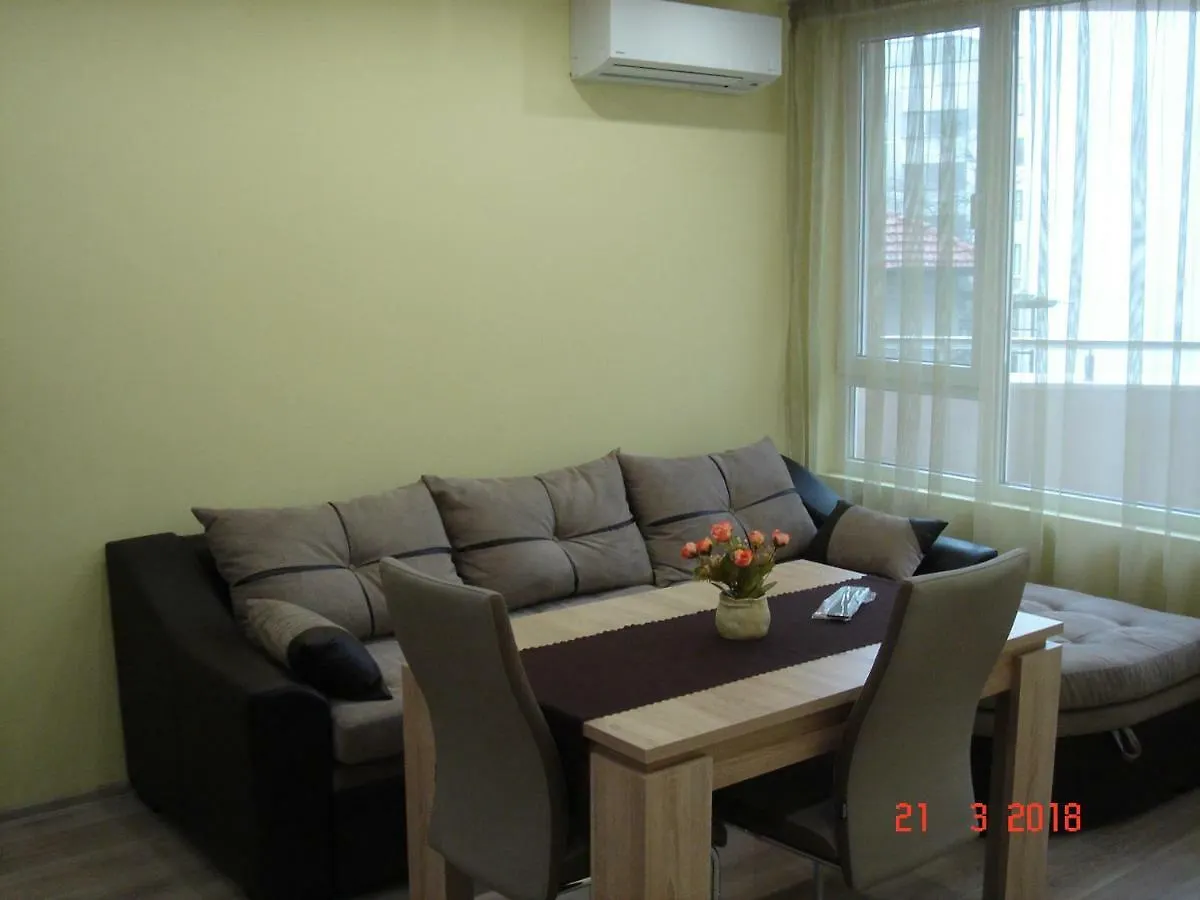 Apartment Deni Burgaz