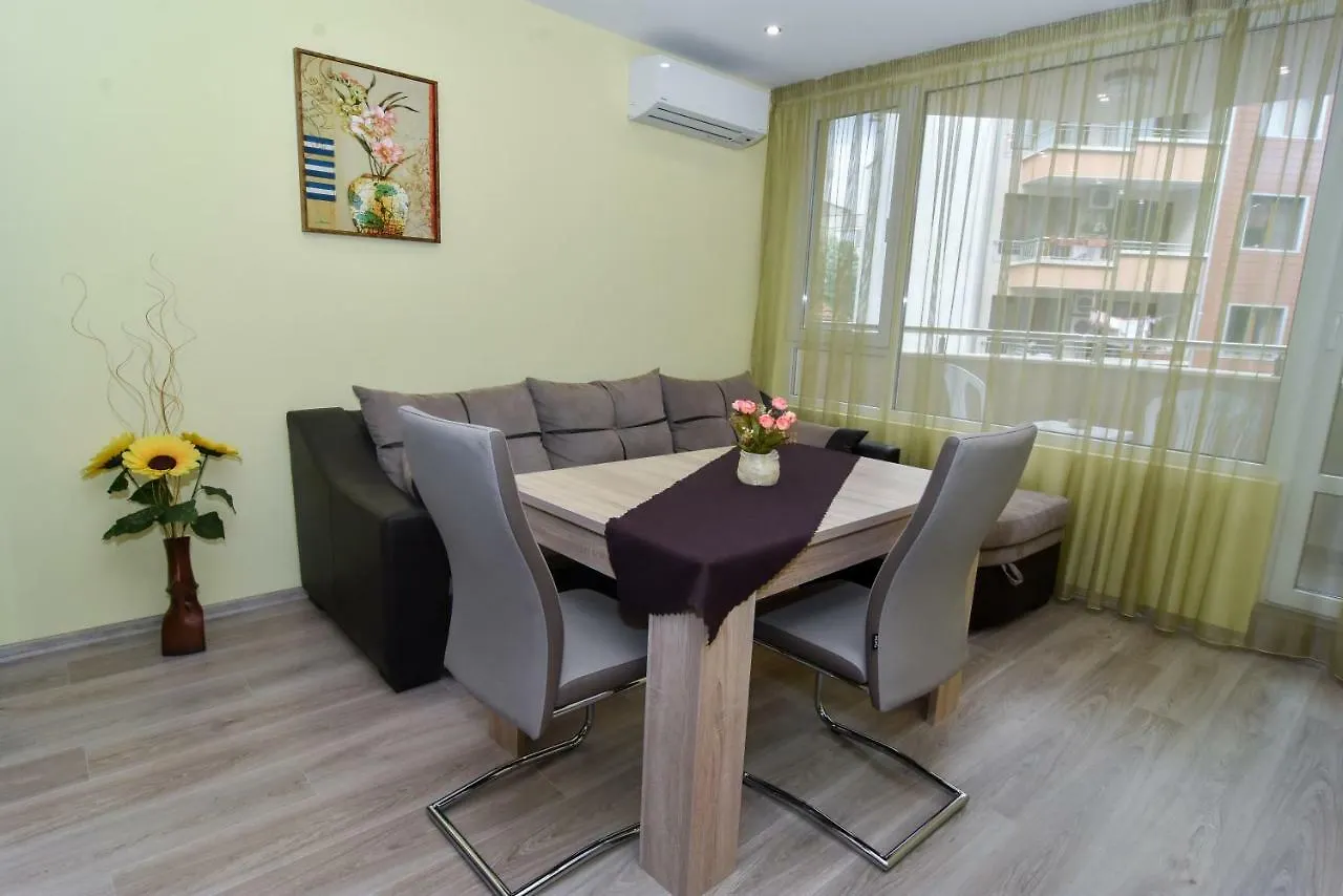 Apartment Deni Burgas Bulgaria